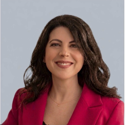 LUANA PETRUCCI
