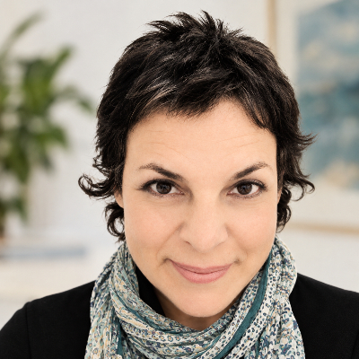 DANIELA MANCINI